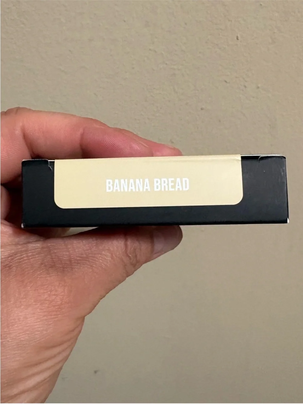 HUDA BEAUTY Easy Bake and Snatch Pressed Brightening & Setting Powder POUND CAKE